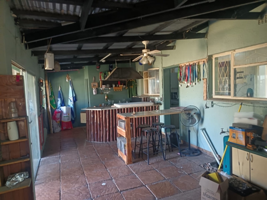 4 Bedroom Property for Sale in Carters Glen Northern Cape
